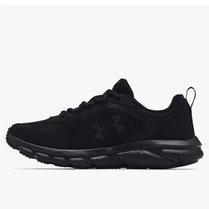 Woman’s Black Under Armour charged assert 
size 6.5 worn 2x